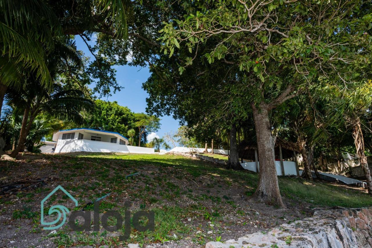 Villa Xtohil With Private Access To The Magic 7 Colors Lagoon 바칼라르 외부 사진