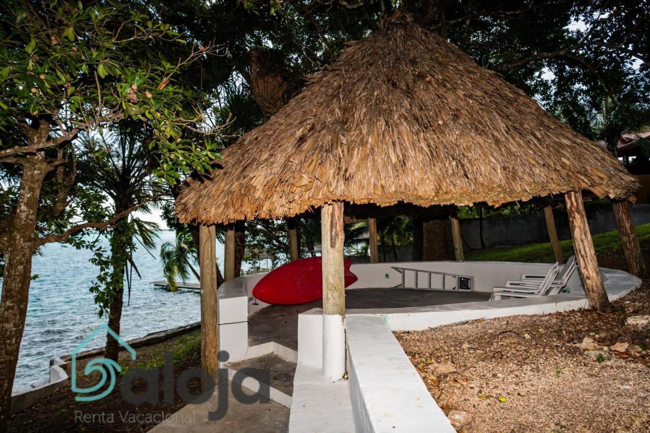 Villa Xtohil With Private Access To The Magic 7 Colors Lagoon 바칼라르 외부 사진