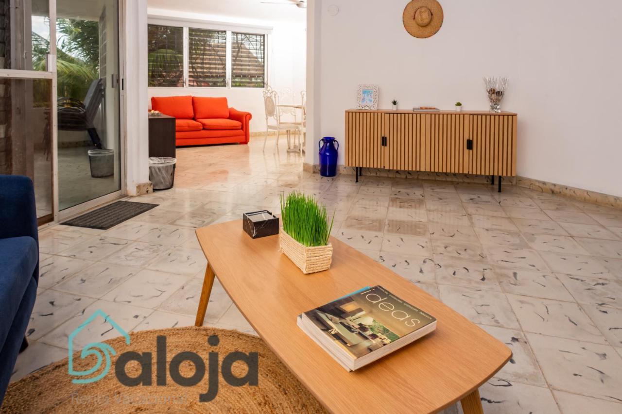 Villa Xtohil With Private Access To The Magic 7 Colors Lagoon 바칼라르 외부 사진