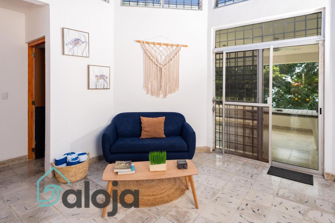 Villa Xtohil With Private Access To The Magic 7 Colors Lagoon 바칼라르 외부 사진
